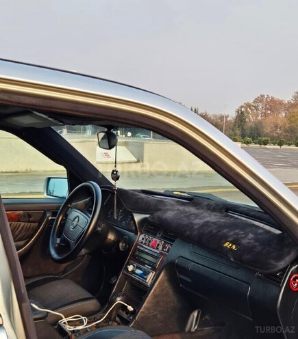 Mercedes C 240 1999, 354,000 km - 2.4 l - Ağcabədi