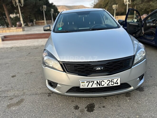 Kia Ceed 2010, 250,000 km - 1.4 л - Bakı