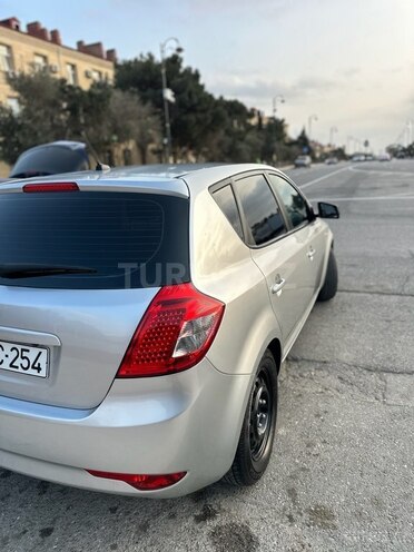 Kia Ceed 2010, 250,000 km - 1.4 л - Bakı
