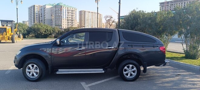 Mitsubishi L200-5