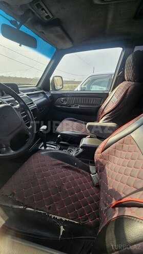 Mitsubishi Pajero 1993, 456,000 km - 2.8 l - Bakı