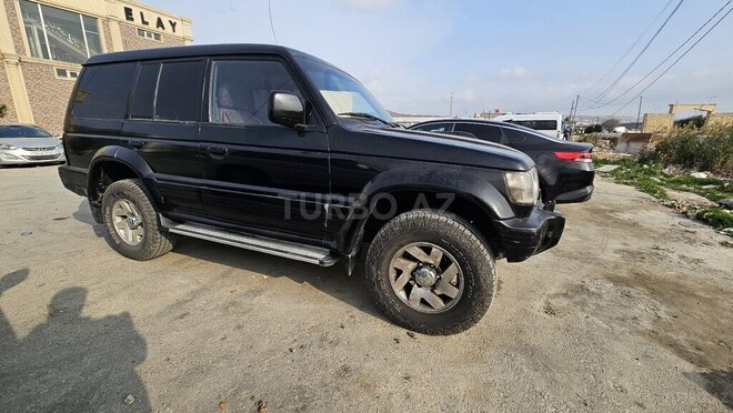 Mitsubishi Pajero 1993, 456,000 km - 2.8 l - Bakı