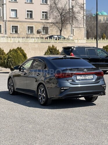Kia Forte-3