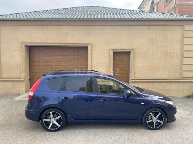 Hyundai i30 2010, 258,000 km - 1.4 l - Bakı