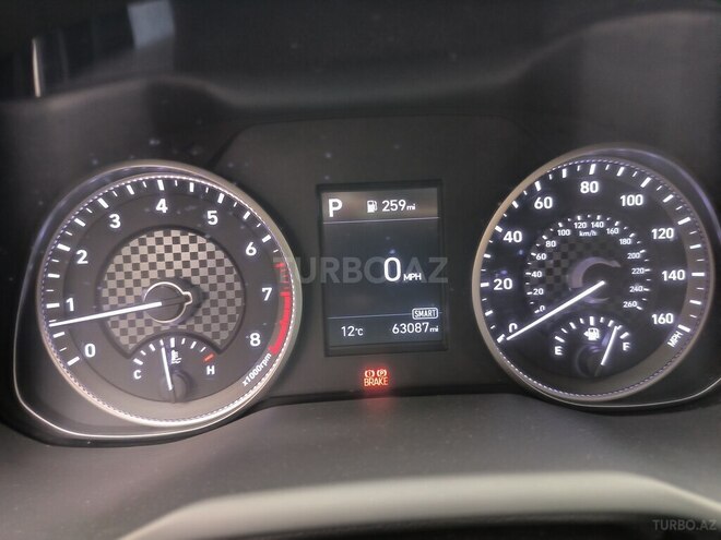 Hyundai Elantra-8
