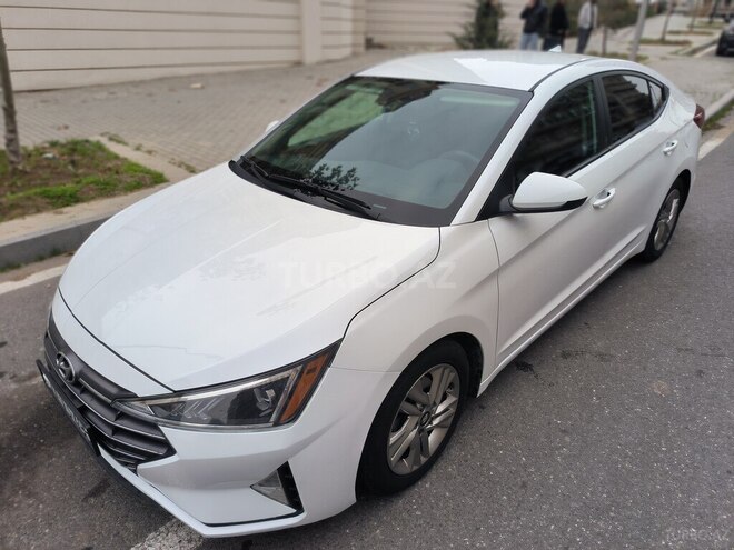 Hyundai Elantra-7