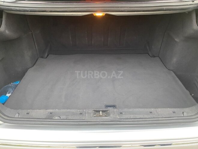 Mercedes E 240 2000, 320,000 km - 2.4 l - Saatlı