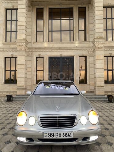 Mercedes E 240 2000, 320,000 km - 2.4 l - Saatlı