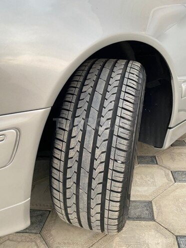 Mercedes E 240 2000, 320,000 km - 2.4 l - Saatlı