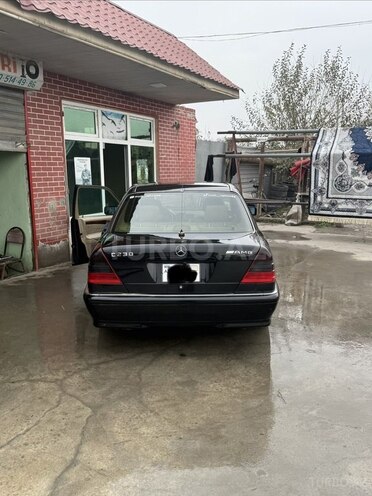 Mercedes C 230 1998, 266,000 km - 2.3 л - Saatlı