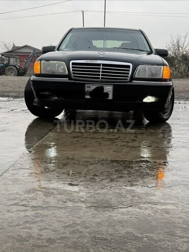 Mercedes C 230 1998, 266,000 km - 2.3 л - Saatlı