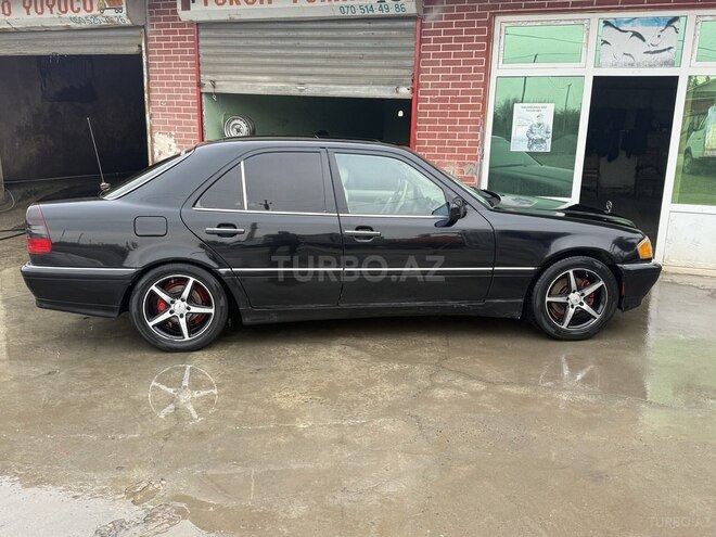 Mercedes C 230 1998, 266,000 km - 2.3 л - Saatlı