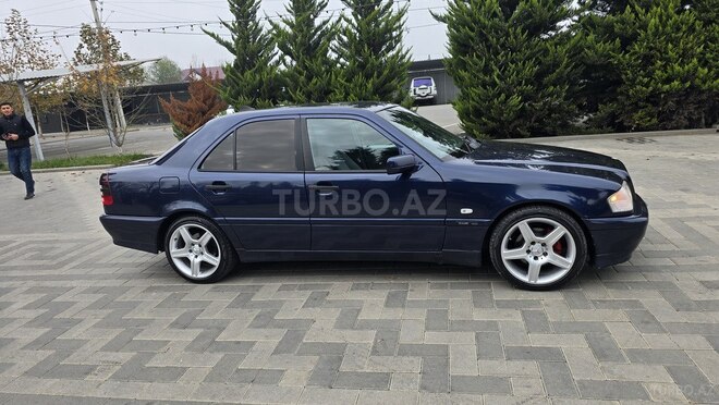 Mercedes C 220 2000, 481,000 km - 2.2 l - Sabirabad