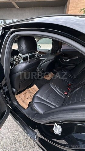 Mercedes C 300-11