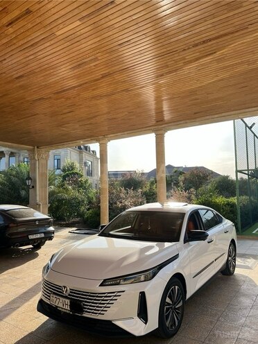 Changan Qiyuan A05 2025, 20,000 km - 1.5 l - Bakı