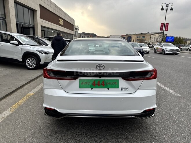 Toyota Camry-4