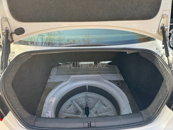 Volkswagen Jetta 2010, 280,600 km - 1.6 л - Mingəçevir