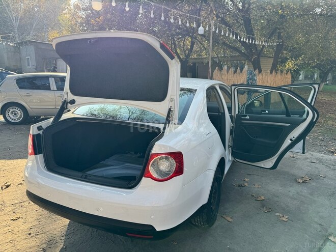 Volkswagen Jetta 2010, 280,600 km - 1.6 л - Mingəçevir