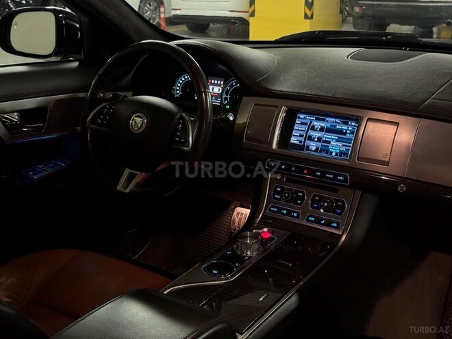 Jaguar XF 2014, 160,000 km - 2.0 l - Gəncə