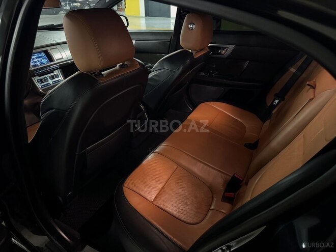 Jaguar XF 2014, 160,000 km - 2.0 l - Gəncə