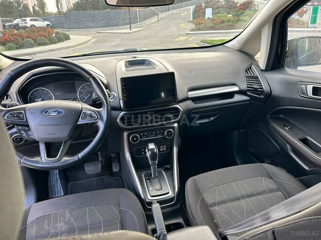 Ford Ecosport-12