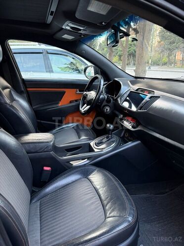 Kia Sportage 2011, 239,000 km - 2.0 l - Bakı