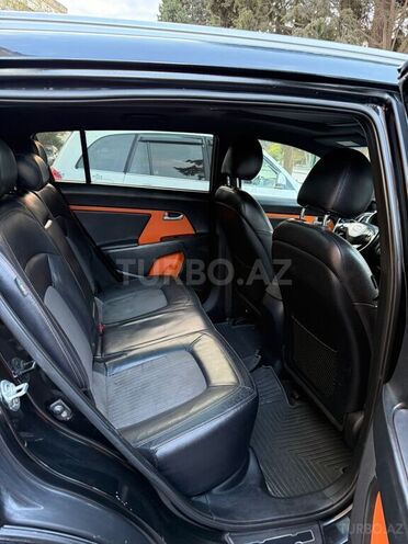 Kia Sportage 2011, 239,000 km - 2.0 l - Bakı