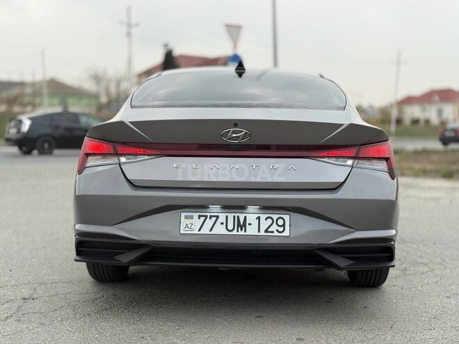Hyundai Elantra 2021, 110,000 km - 2.0 l - Bakı