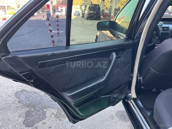 Mercedes C 280 1997, 546,279 km - 2.8 l - Bakı