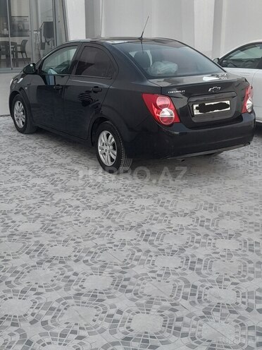 Chevrolet Aveo-7