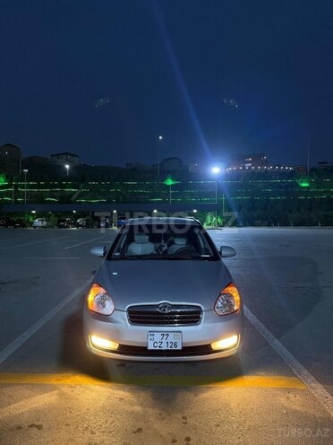 Hyundai Accent 2009, 253,000 km - 1.5 л - Bakı