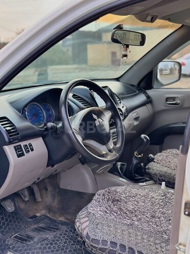Mitsubishi L200 2008, 230,000 km - 2.5 l - Sabirabad