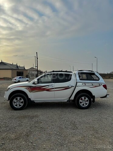 Mitsubishi L200 2008, 230,000 km - 2.5 l - Sabirabad