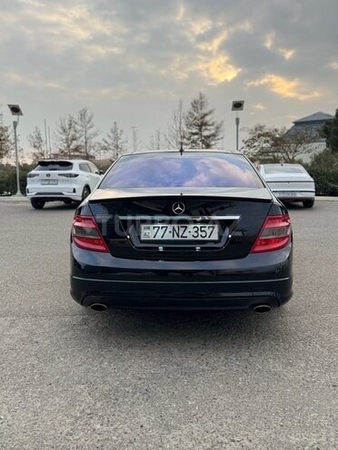 Mercedes C 300 2007, 328,000 km - 3.0 l - Bakı