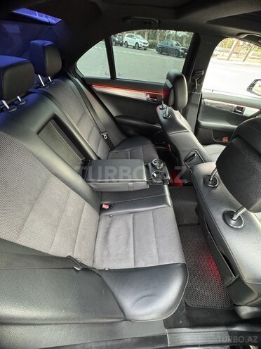 Mercedes C 300 2007, 328,000 km - 3.0 l - Bakı