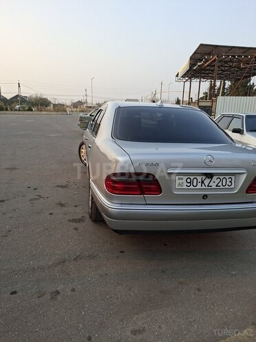 Mercedes E 280 1997, 335,869 km - 2.8 l - Ağcabədi