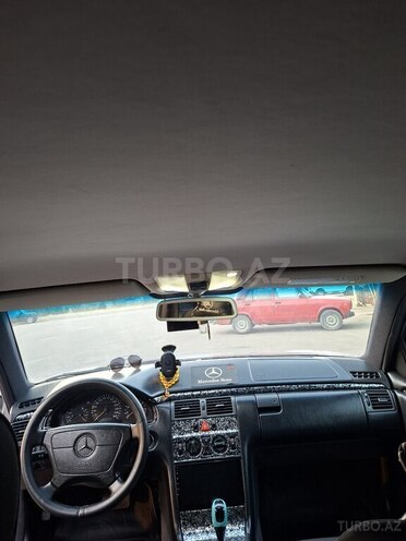 Mercedes E 280 1997, 335,869 km - 2.8 l - Ağcabədi