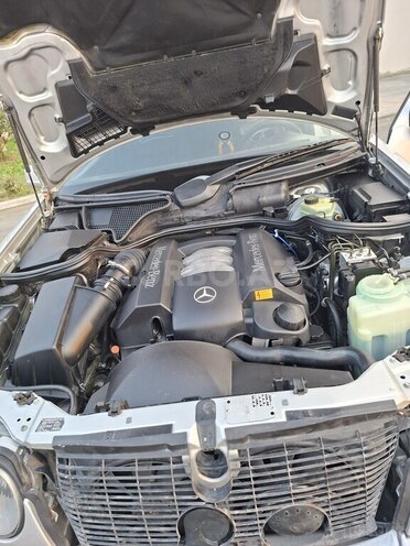 Mercedes E 280 1997, 335,869 km - 2.8 l - Ağcabədi