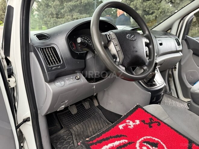 Hyundai H-1 2011, 540,000 km - 2.5 l - Bakı