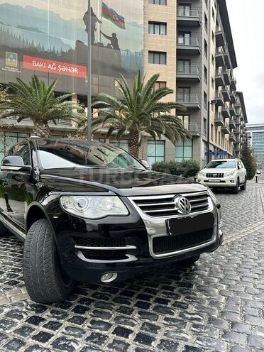 Volkswagen Touareg 2008, 322,000 km - 4.2 л - Bakı