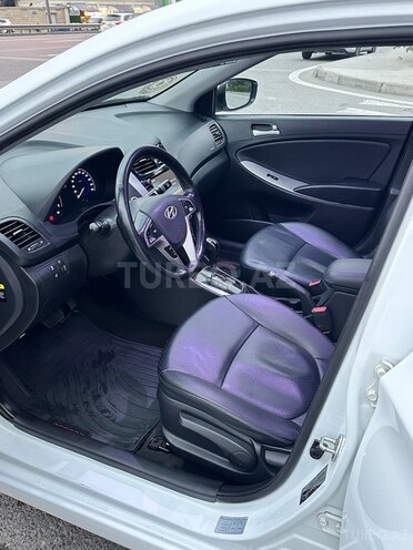 Hyundai Accent 2015, 144,000 km - 1.4 l - Bakı