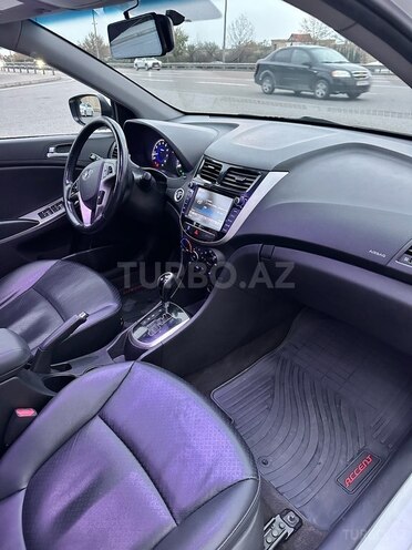 Hyundai Accent 2015, 144,000 km - 1.4 l - Bakı