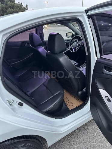 Hyundai Accent 2015, 144,000 km - 1.4 l - Bakı