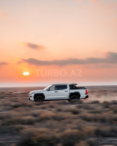 Mitsubishi L200 2024, 21,000 km - 2.4 л - Bakı