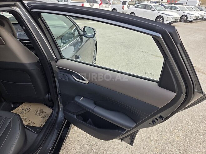 Changan Lamore-12