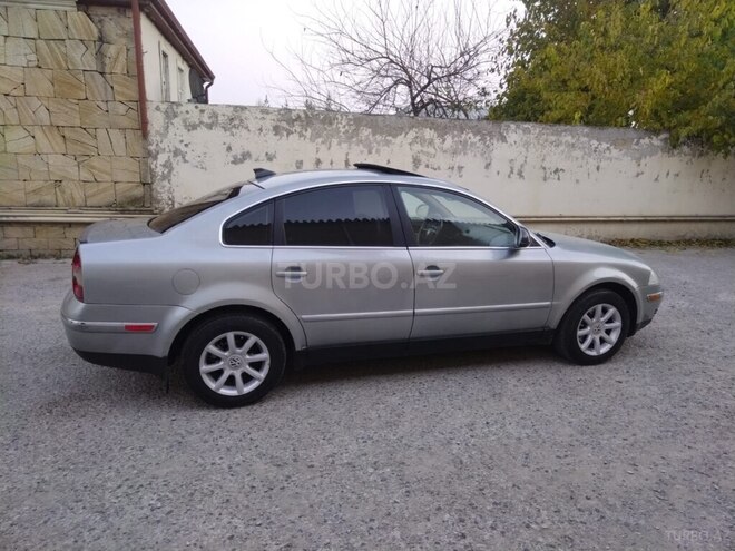 Volkswagen Passat 2004, 289,000 km - 1.8 л - Şamaxı