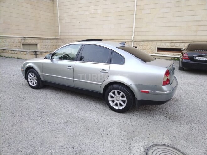 Volkswagen Passat 2004, 289,000 km - 1.8 л - Şamaxı