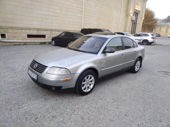 Volkswagen Passat 2004, 289,000 km - 1.8 л - Şamaxı