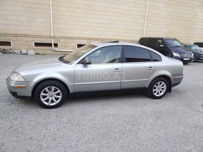 Volkswagen Passat 2004, 289,000 km - 1.8 л - Şamaxı
