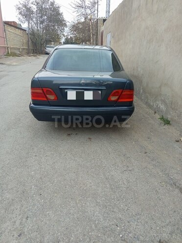 Mercedes E 240 1999, 336,000 km - 2.4 l - Bakı